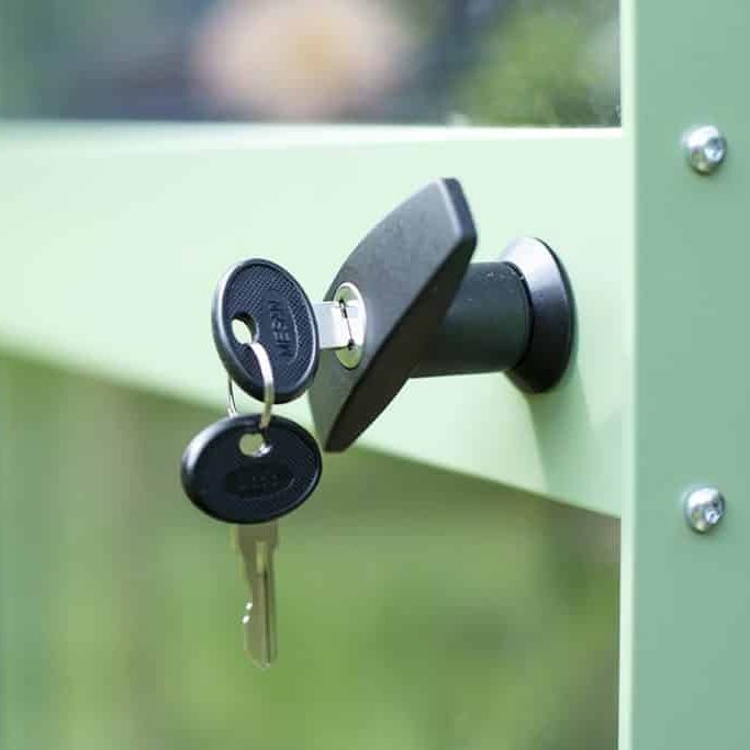 Key lock door mechanism.